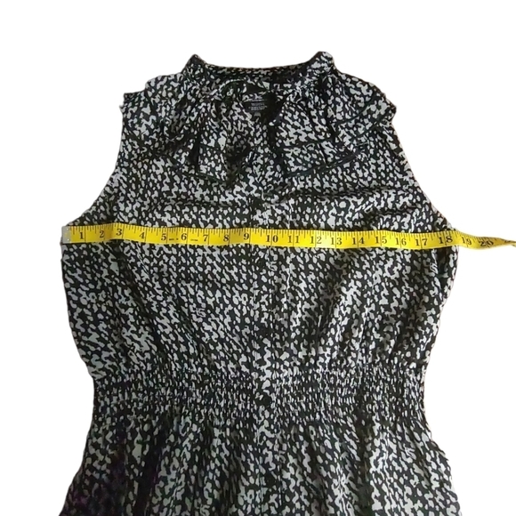 George Sleeveless Ruffled Top In Black & Grey Design Sz.M (8-10) - Picture 3 of 6
